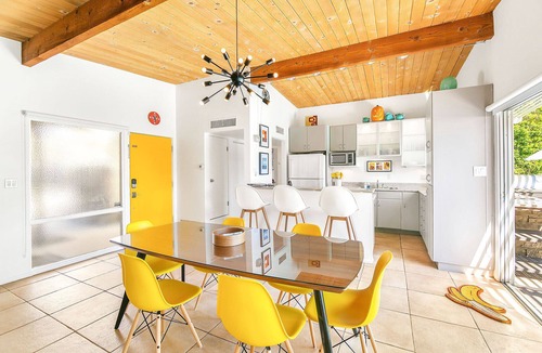 Sunmor House | Banana Cabana - Pool pad w/treehouse!