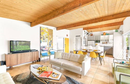 Sunmor House | Banana Cabana - Pool pad w/treehouse!