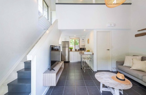 Byron Bay House | Bayshore Bungalow 3 - Oceanstays