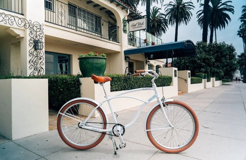 Santa Barbara Beach House | Beach Getaway! 3 Family-friendly Units, Outdoor Pool, Near MOXI Science Museum