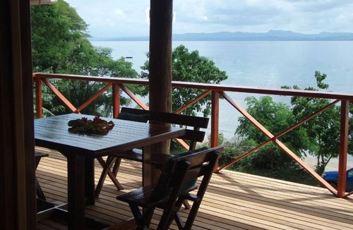 Savusavu Villa | Beach Lodge with Spectacular Ocean Views