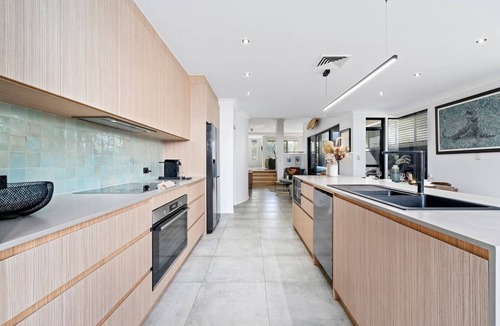 Gold Coast House | Beach Side Bliss Mermaid Beach 3BR - Heated Pool