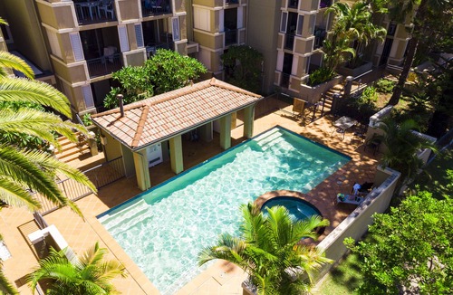 Mermaid Beach Apartment | Beaches on Wave Street