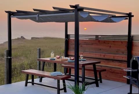 Half Moon Bay Other | Beachfront California Coast Airstream-Luxury