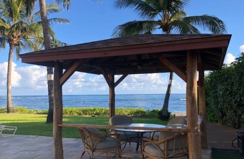 Waialua House | Beachfront Estate Now Available for 5 to 7 Night Stays!