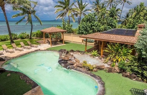 Waialua House | Beachfront Estate Now Available for 5 to 7 Night Stays!