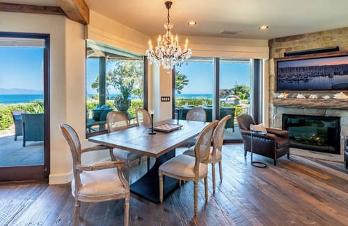 East Mesa House | Beachfront Living at its Best on the Mesa