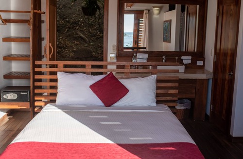 Playa La Redonda Resort | Beachfront Luxury Suite Aqua Nicaragua