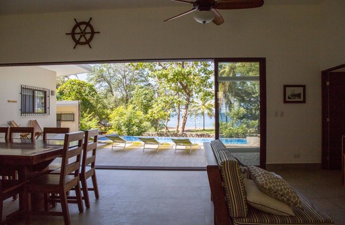 Coco House | Beachfront paradise, CASA PUNTA COCO