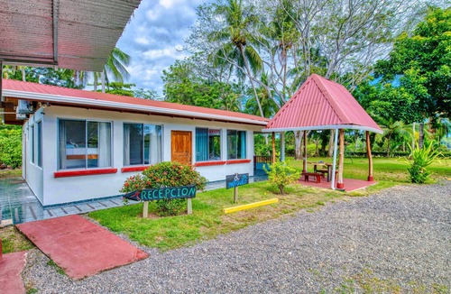 Parrita House | Beachfront Studio 3, Playa Palo Seco
