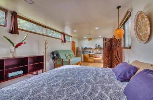Cocles Apartment | Beachfront Studio - Direct Beach Access, AC & Fast WiFi