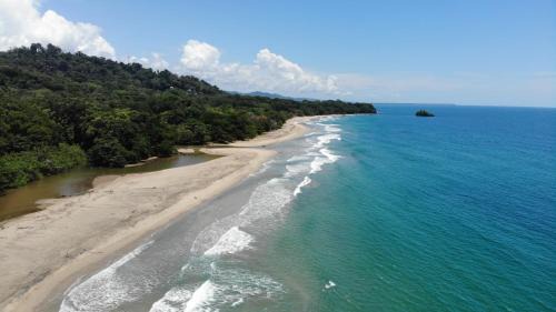 Cocles Villa | Beachfront Villa, Abundant Wildlife, Best Location