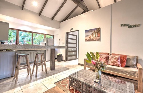 Cocles Villa | Beachfront Villa, Abundant Wildlife, Best Location