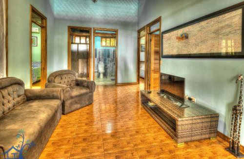 Puerto Viejo de Talamanca House | Beachfront Villa Sea Breeze w AC and POOL