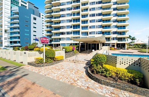 Burleigh Heads Apartment | Beachside Getaway, Southern Cross Seventh Floor