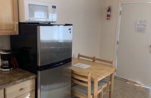 Okanagan-Similkameen Hotel | Beachside Motel