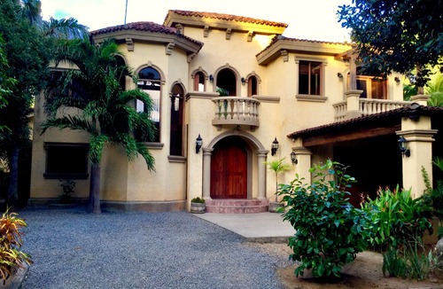 Playa Colorado House | BEACHSIDE Paradise: Surf Panga Drops and Colorados