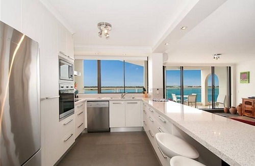 Labrador Apartment | Beaconlea Tower Apartments