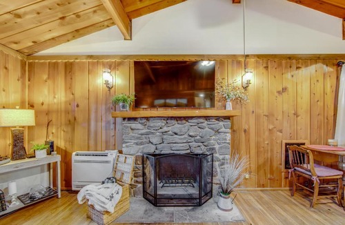 Idyllwild House | Bear Bungalow