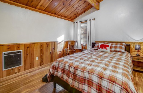 Idyllwild House | Bear Bungalow