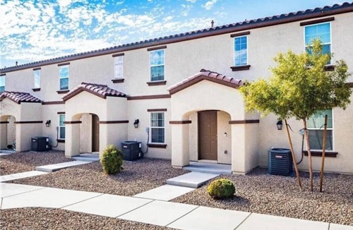 Sunrise Manor House | Beautiful 2 bedroom townhome North Las Vegas