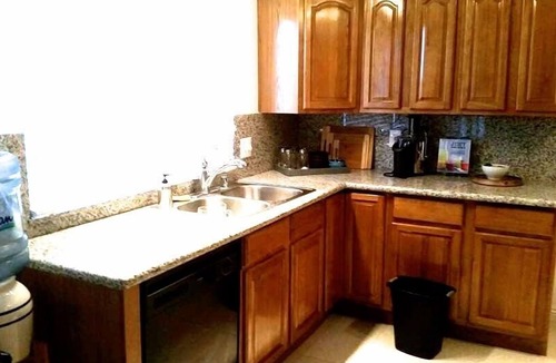 Las Vegas House | Beautiful 4 bed Home , Located 5 Min From Strip, Pool/spa,Cabana, Pool Table