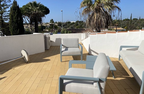 Vilamoura Villa | Beautiful Algarvian Villa, V4 , private gardens & pool