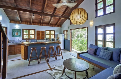 Manzanillo House | Beautiful Beachfront Cottage 3 bed 3 bath
