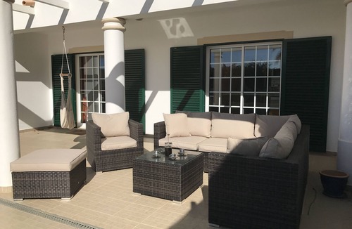 Vale de Parra Villa | Beautiful family villa with private heated pool, WiFi, snooker room and views