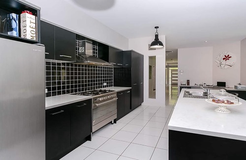 Mudgeeraba House | Beautiful Gold Coast home, the perfect base for your Commonwealth Games stay