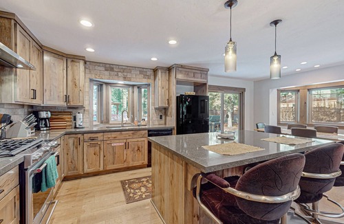 South Lake Tahoe House | Beautiful home with private hot tub, gazebo, and gas fireplace