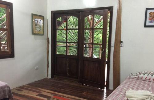 El Gigante House | Beautiful Jungle Casa , walking distance to beach & town