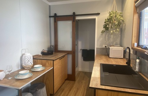 Cape Paterson Apartment | Beautiful little Studio, with an outdoor area- 5 minute walk to the Beach!