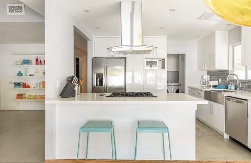 Palm Springs House | Beautiful Midcentury Oasis