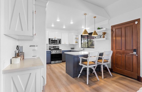 Julian House | Beautiful Mountain Home located on 1 acre in the Historical Town of Julian, Ca