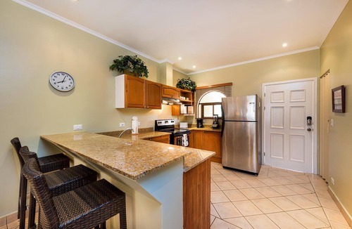 Tamarindo Condo | Beautiful ocean view condo - Very close to the beach