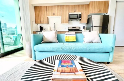 East Village Apartment | Beautiful One Bedroom Apartment With View of City