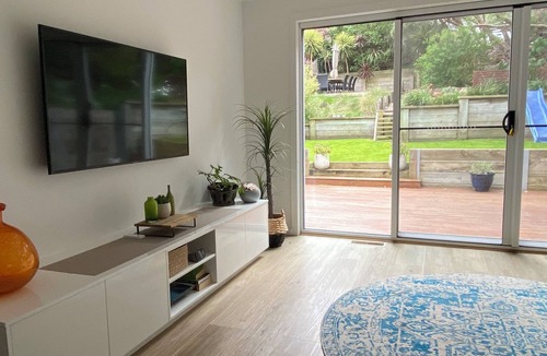 Rye House | Beautiful retreat in Rye,set among moonah & ti trees,close to ocean&bay beaches