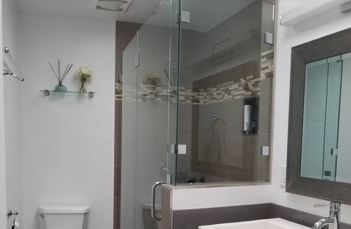 North Central House | Beautiful updated two bedroom