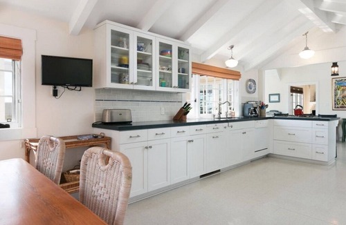 Carpinteria House | Beautiful Vacation Home overlooking Rincon Beach!