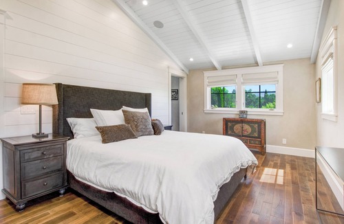 St. Helena House | Beautiful Valley Floor Home with Pool, Bocce and Pool House & Home Gym