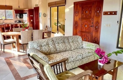 Uvita Villa | Beautiful Villa in Uvita Ballena, Costa Rica tranquil animals amazing views