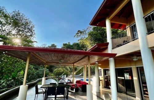 Uvita Villa | Beautiful Villa in Uvita Ballena, Costa Rica tranquil animals amazing views