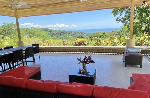 Uvita Villa | Beautiful Villa in Uvita Ballena, Costa Rica tranquil animals amazing views