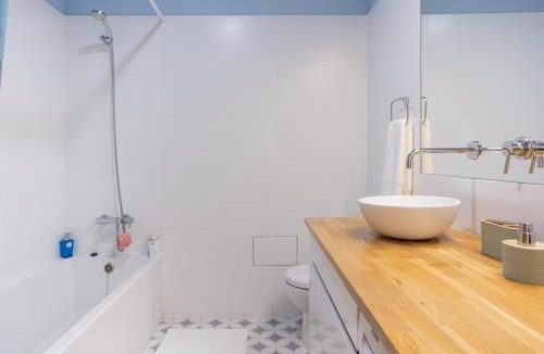 Cacilhas Apartment | Bela Vista in Almada Velha