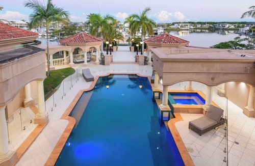 Gold Coast House | Bellagio Gold Coast/Luxury Mansion Waterfront