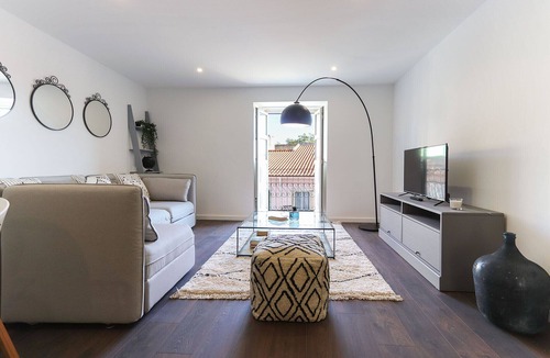 Carnide Apartment | BENFICA APARTMENTS III by HOMING