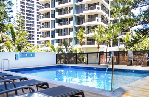 Surfers Paradise Apartment | Berkeley on the Beach