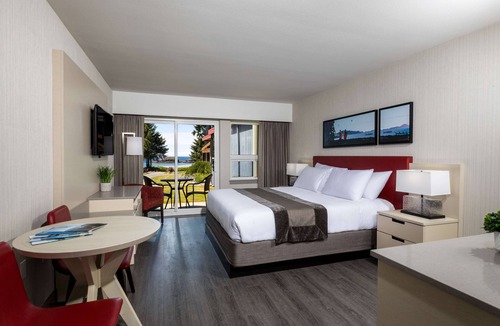 Tofino Hotel | Best Western Plus Tin Wis Resort