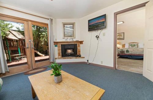 Big Bear Lake Hotel | Big Bear Lakefront Lodge